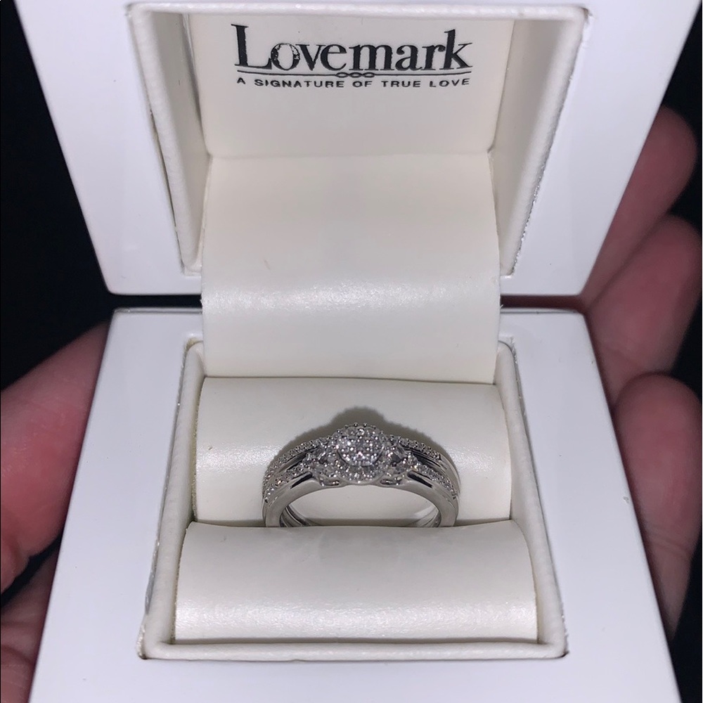 Engagement ring set